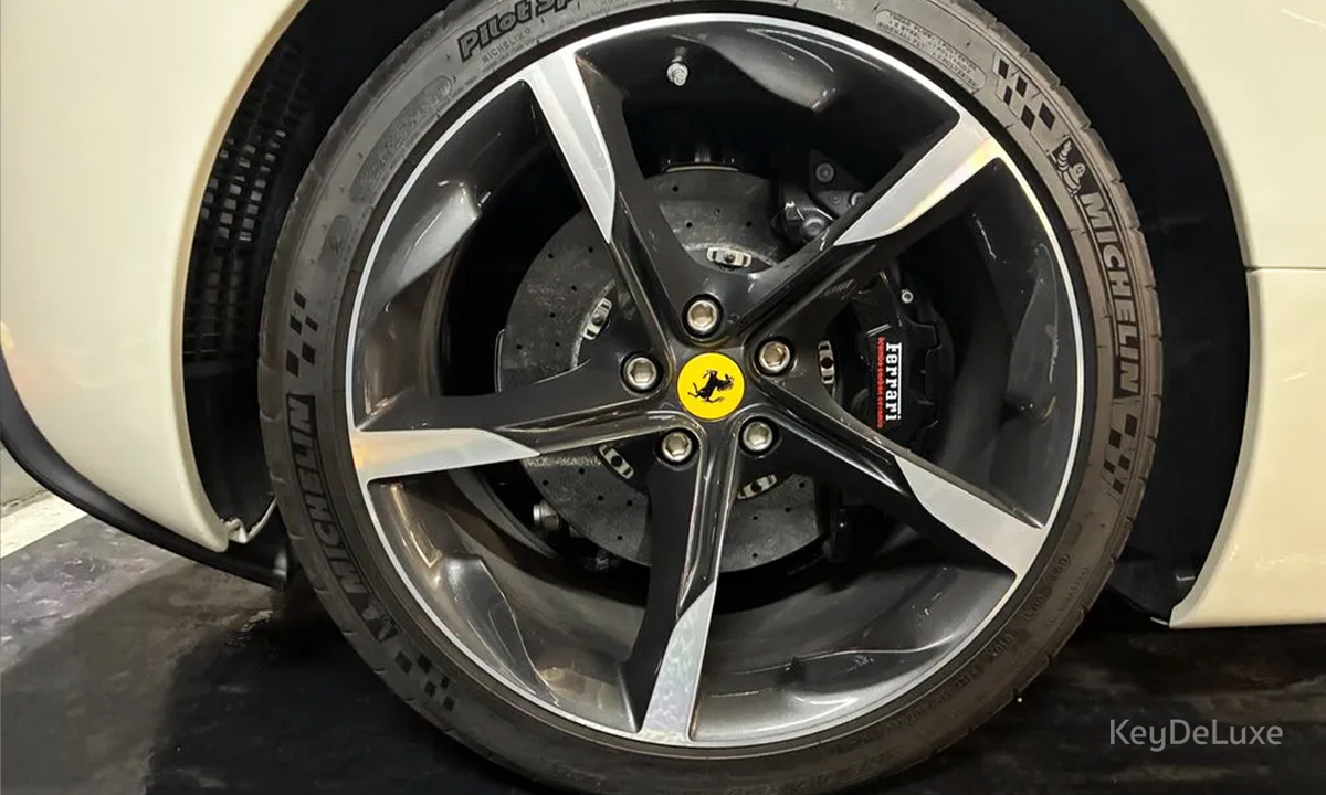 Ferrari SF90 Spider 4.0