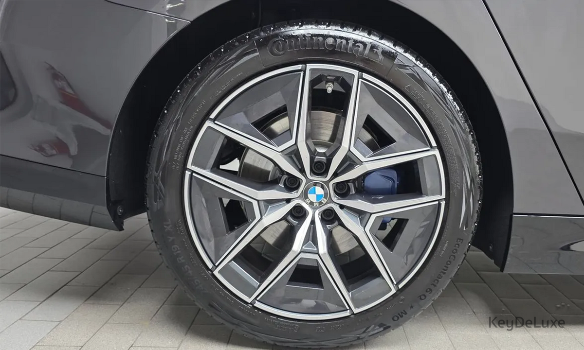 BMW 520i M Sport (G60)