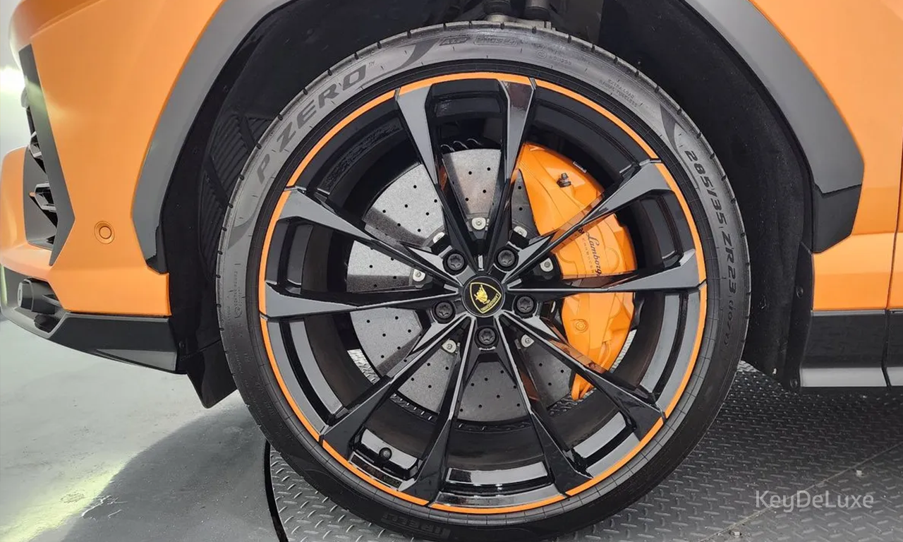 Lamborghini Urus 4.0 V8