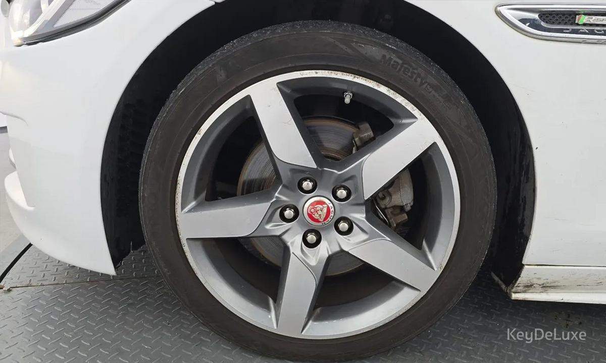 Jaguar XE 20d R-Sport
