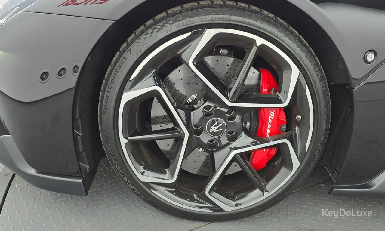 Maserati MC20 3.0 V6
