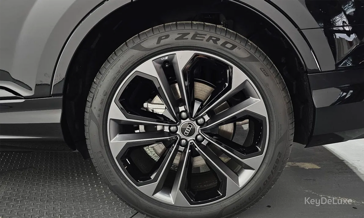 Audi Q7 55 TFSI quattro Premium (4M)
