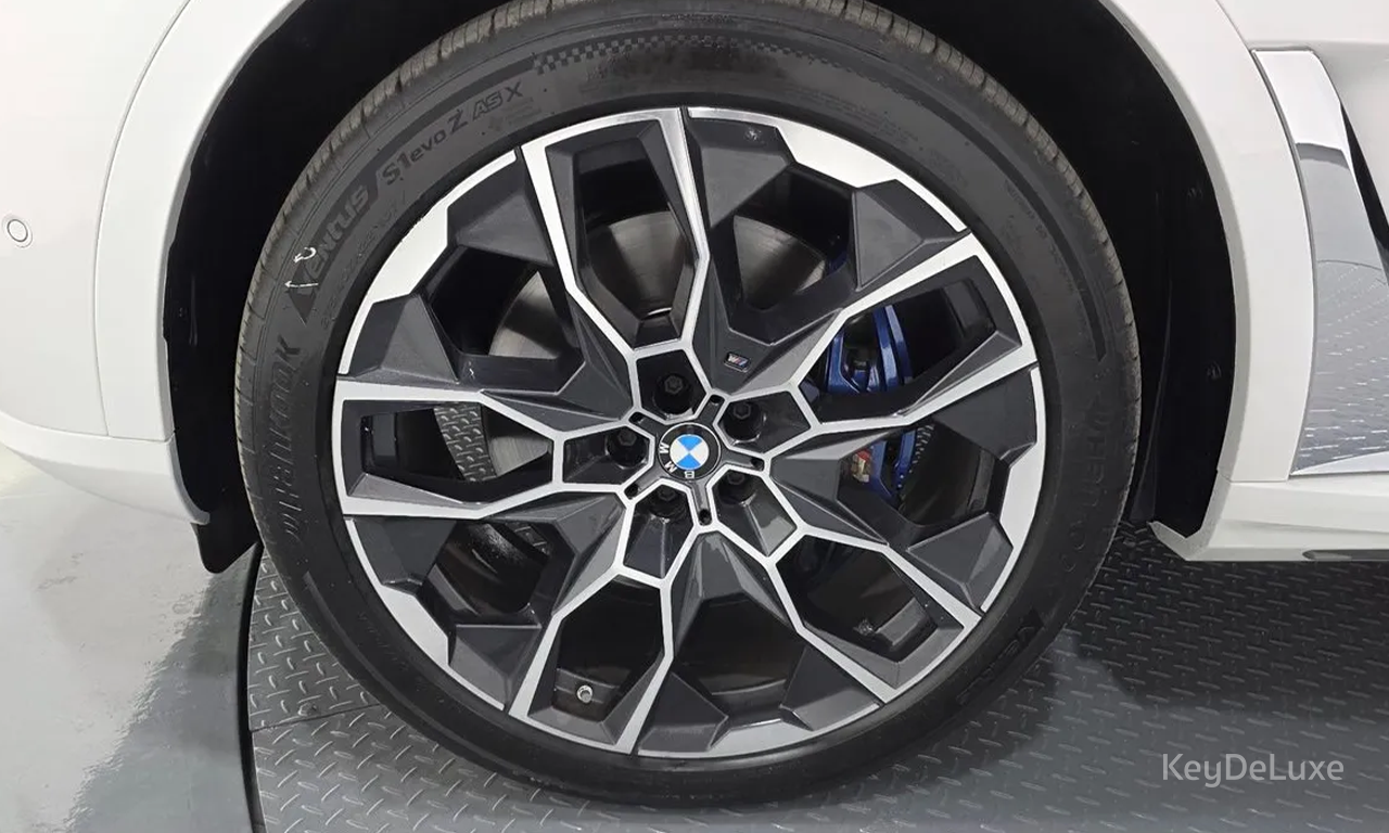 BMW X7 xDrive40d M Sport 6-Seater