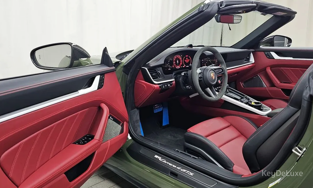 Porsche 911 Carrera 4 GTS Cabriolet (992)