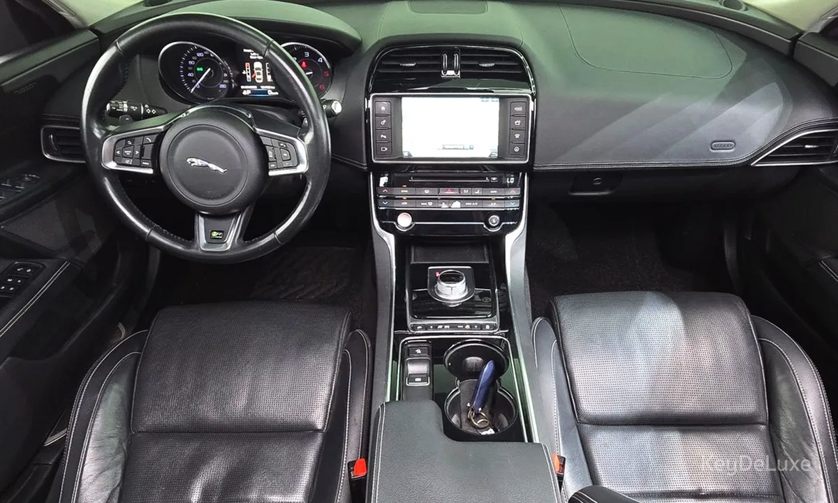 Jaguar XE 20d R-Sport