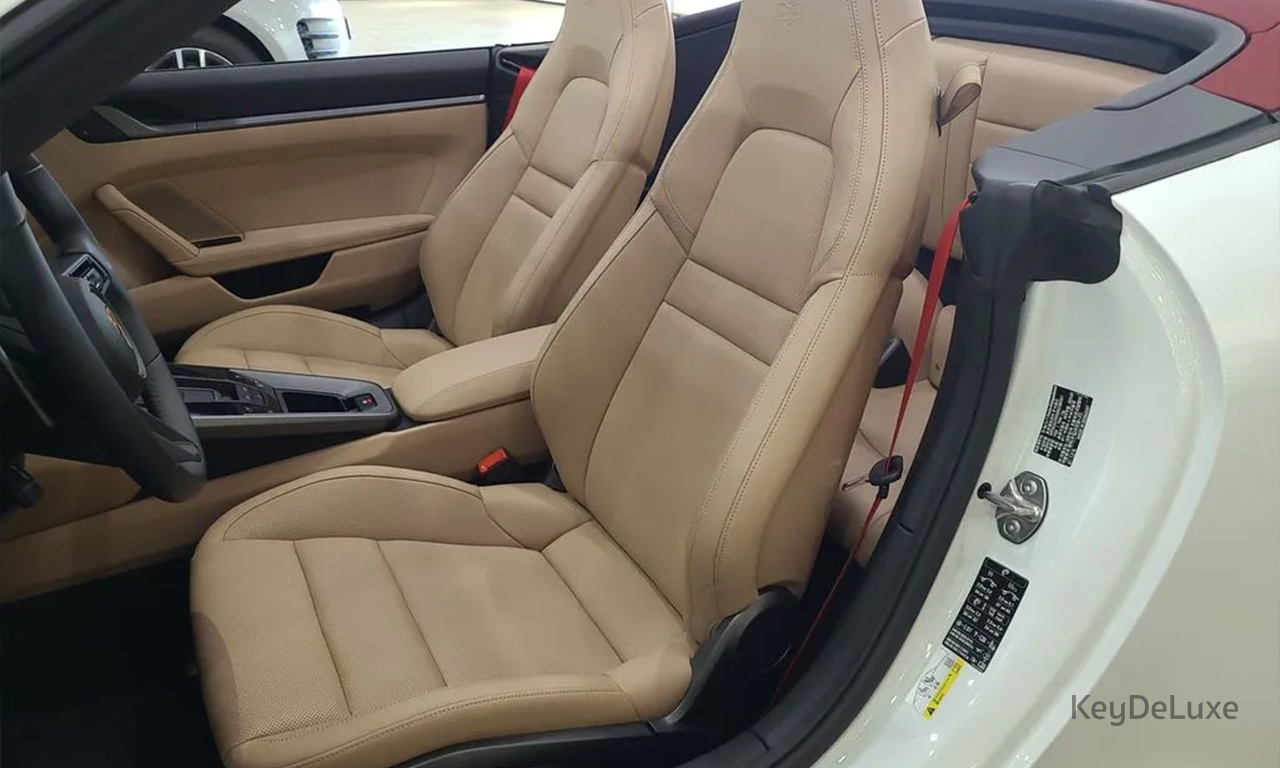Porsche 911 Carrera 4 Cabriolet (992)