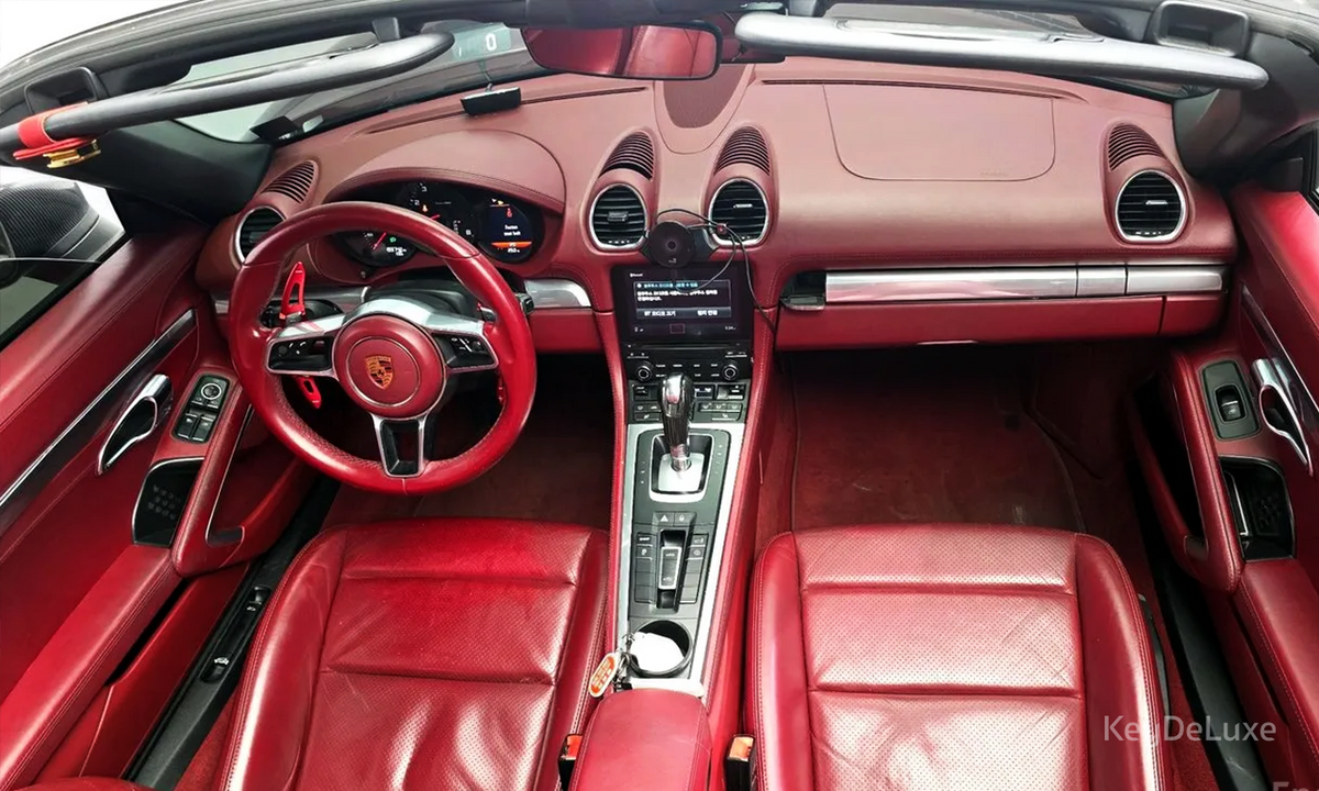 Porsche 718 Boxster 2.0