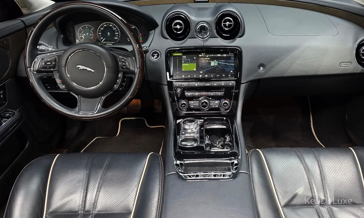 Jaguar XJ 3.0D XJ50 LWB (X351)