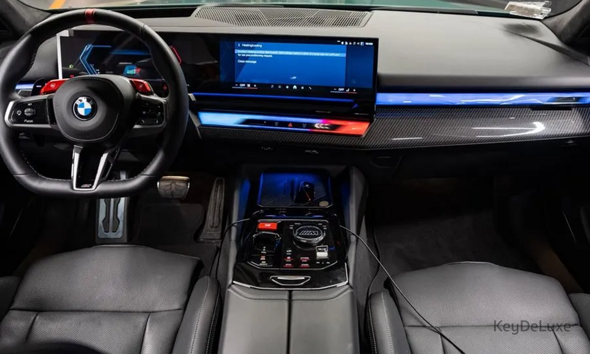 BMW M5 Sedan (G90)