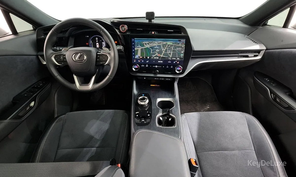 Lexus RZ450e Luxury