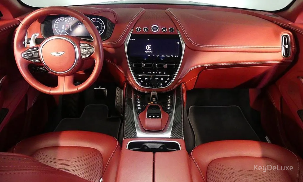 Aston Martin DBX 4.0 V8